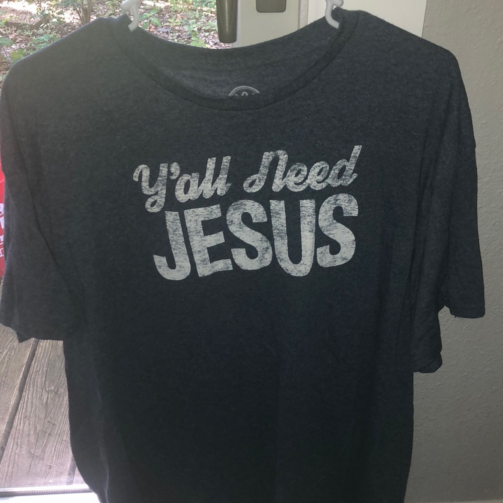 Graphic tee